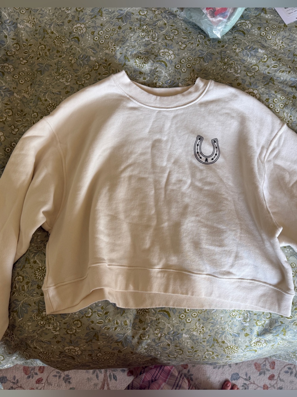 soulcycle Cream Horseshoe Cropped Sweatshirt